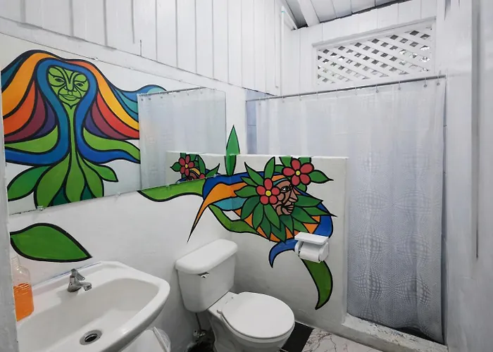 Hostal Natural Mystic Jungle Sanctuary 5 Min Walk *